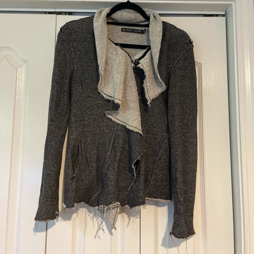 🔥 2 for $10 🔥 Distressed Terry Blazer